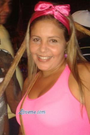 157356 - Karina Age: 44 - Colombia