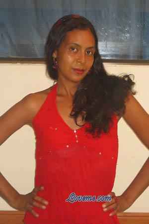 89758 - Lourdes Elena Age: 38 - Colombia